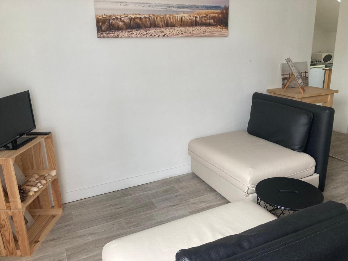 Appartement 2/3 Personnes A 10 Minutes De Contis Plage Saint-Julien-en-Born Buitenkant foto