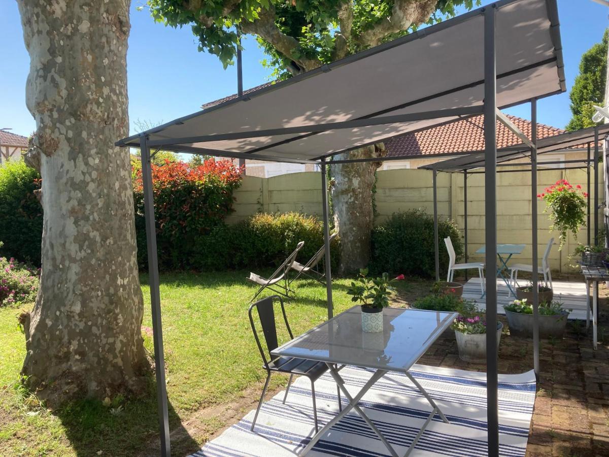 Appartement 2/3 Personnes A 10 Minutes De Contis Plage Saint-Julien-en-Born Buitenkant foto