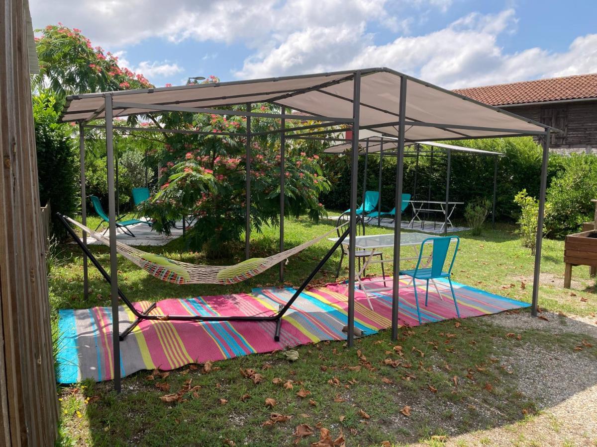 Appartement 2/3 Personnes A 10 Minutes De Contis Plage Saint-Julien-en-Born Buitenkant foto